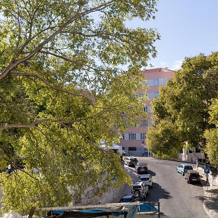 Joivy Elegant 1-Br Apartment In Perfect Centre Lisbon Luaran gambar