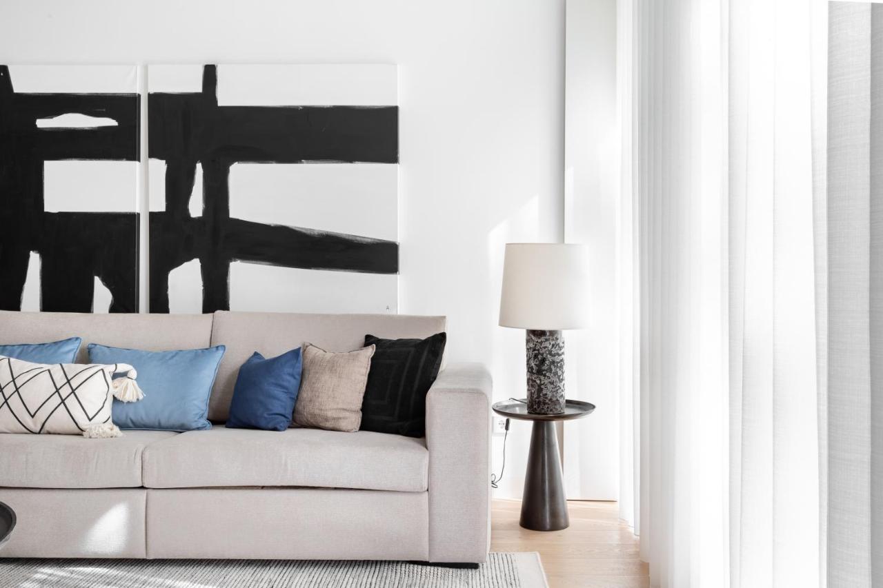 Joivy Elegant 1-Br Apartment In Perfect Centre Lisbon Luaran gambar