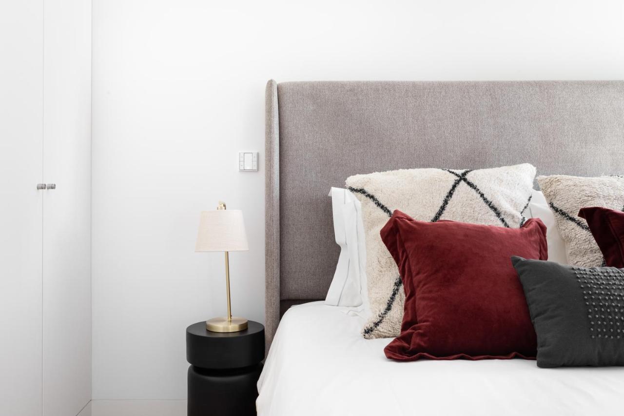 Joivy Elegant 1-Br Apartment In Perfect Centre Lisbon Luaran gambar
